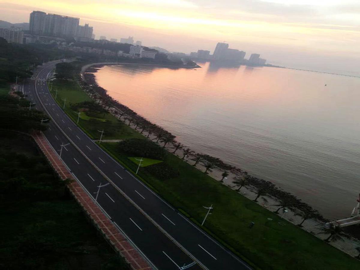 Peninsula Sea View Hostel海景青年旅舍 Джухай Екстериор снимка